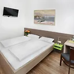 37号酒店 3*